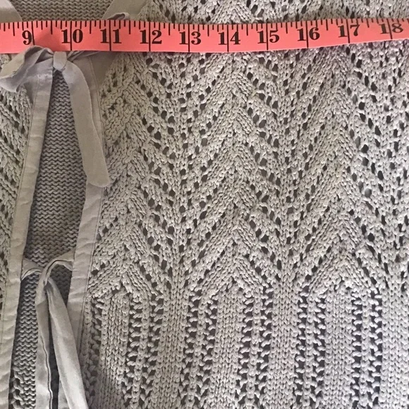 Sweater - Picture 4 of 6